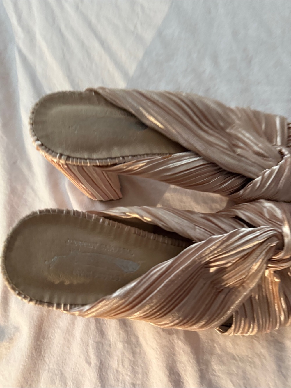 Women’s Knotted Satin Mule Heels in Blush